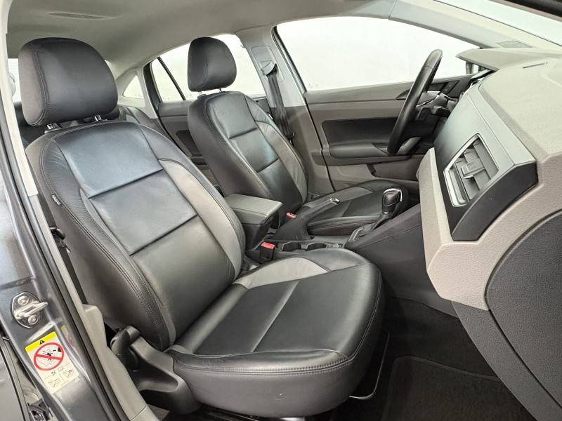 VOLKSWAGEN - VIRTUS - 2018/2019 - Cinza - R$ 74.900,00