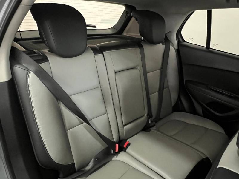 CHEVROLET - TRACKER - 2013/2014 - Cinza - R$ 73.900,00