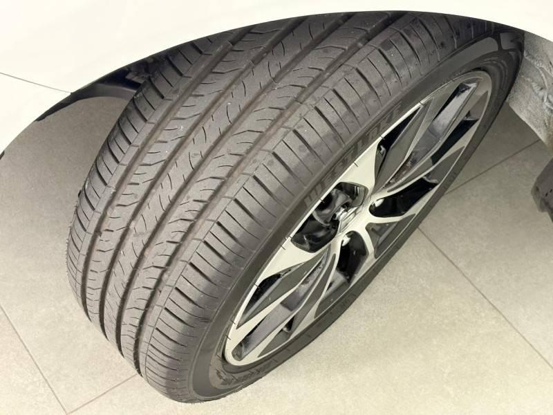 HONDA - CIVIC - 2015/2016 - Branca - R$ 83.900,00